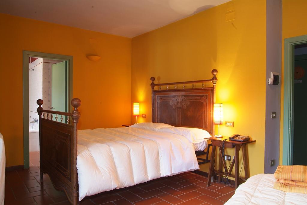 Отель Le Torracce Agriturismo Olistico Valfabbrica Экстерьер фото